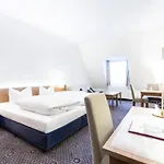 Hennies 3* イーザーンハーゲン