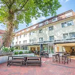 Hennies 3* イーザーンハーゲン