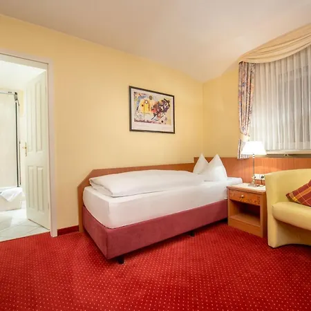 Hotel Hennies 3*