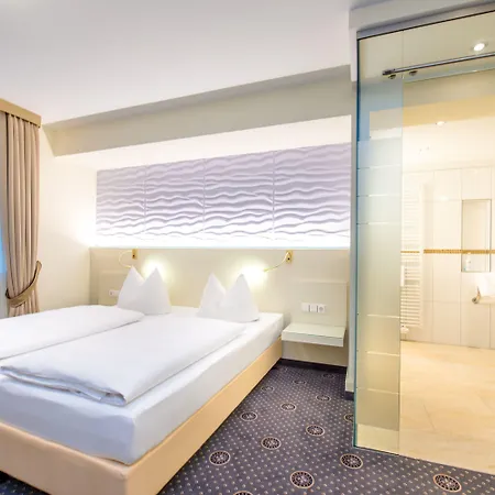 Hennies 3* Isernhagen