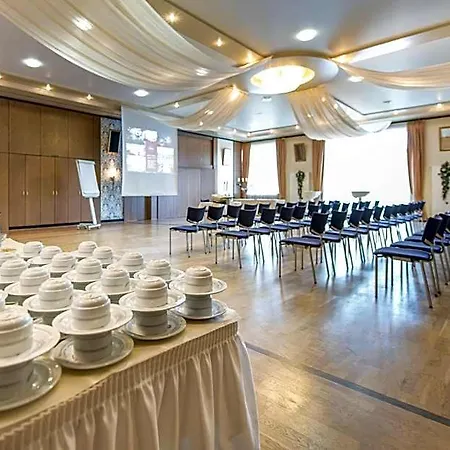 Hotel Hennies 3*