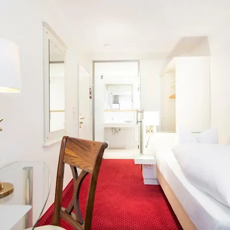 Hennies מלון איזרנהאגן